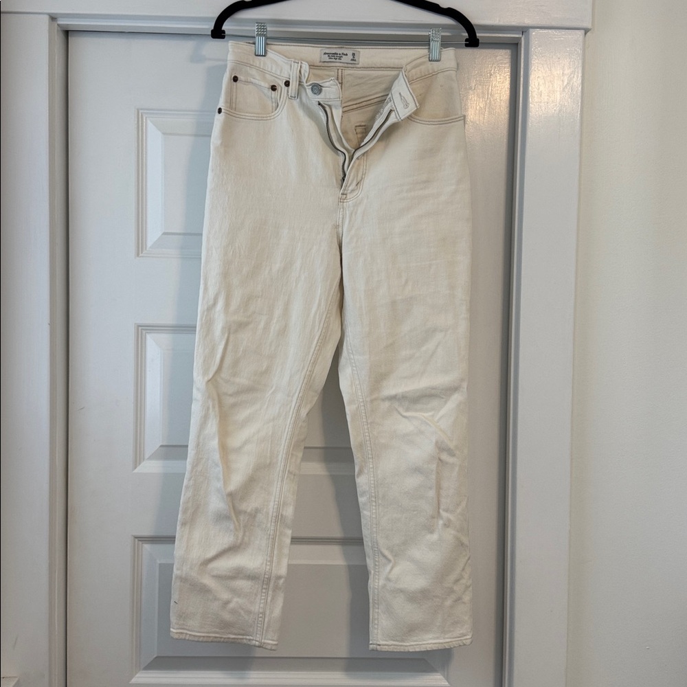 Abercrombie & Fitch High-Rise Cream Straight Jeans